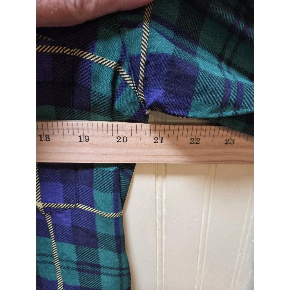 Vintage Vittadini Sport Shirt Womens‎ Small Green Blue Plaid Rayon Button Up 90s - Picture 5 of 6